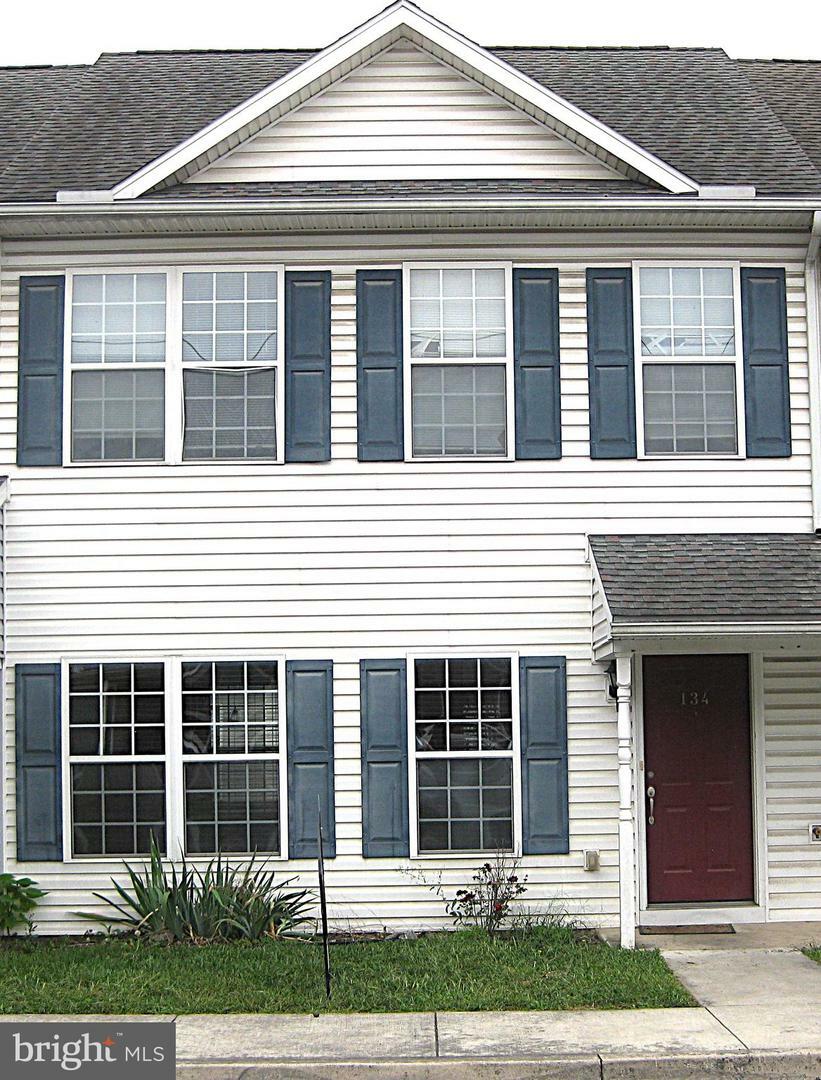 Property Photo:  134 S Earl Street  PA 17257 