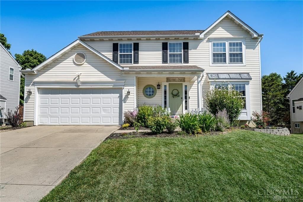 Property Photo: 808 Oaktree Court OH 45036