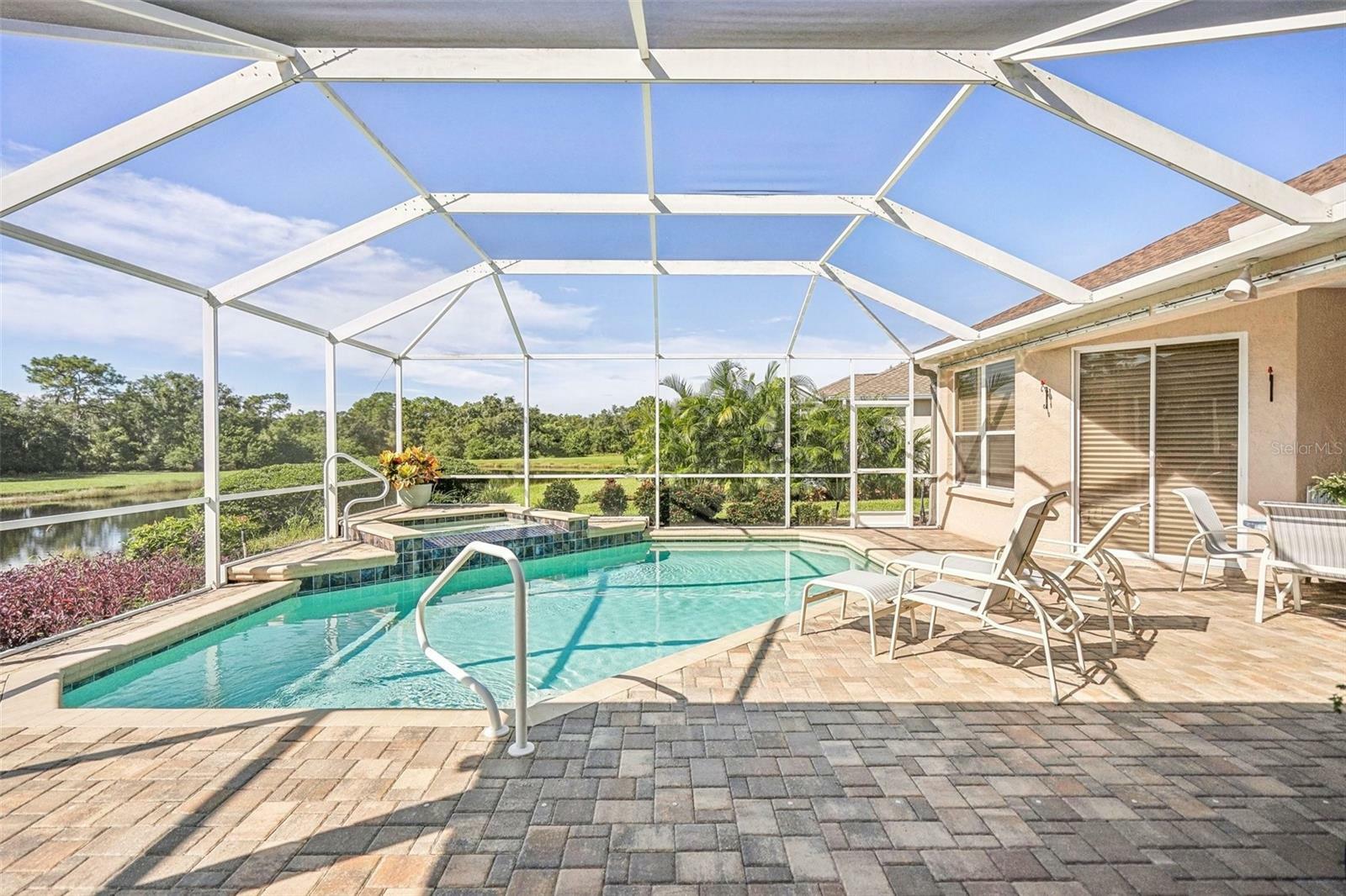 Property Photo:  12210 Clubhouse Drive  FL 34202 