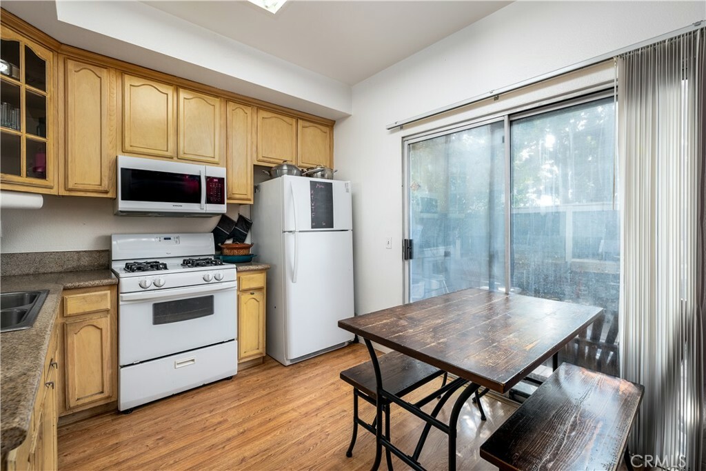 Property Photo:  926 W Philadelphia Street R99  CA 91762 