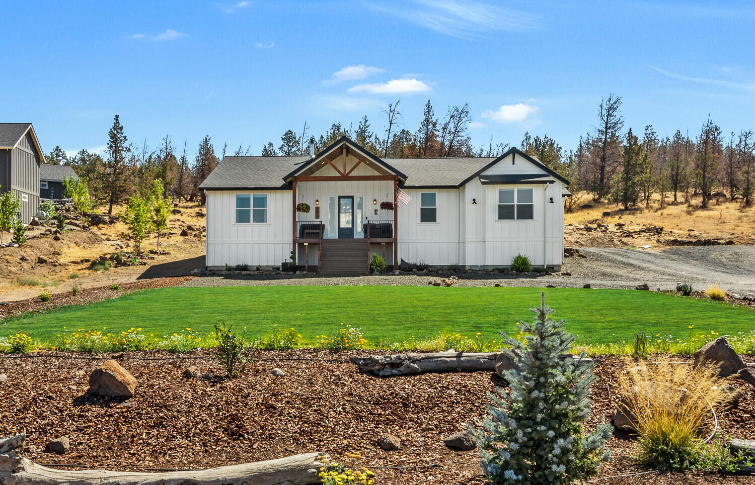 Property Photo:  4027 NW 39th Drive  OR 97756 