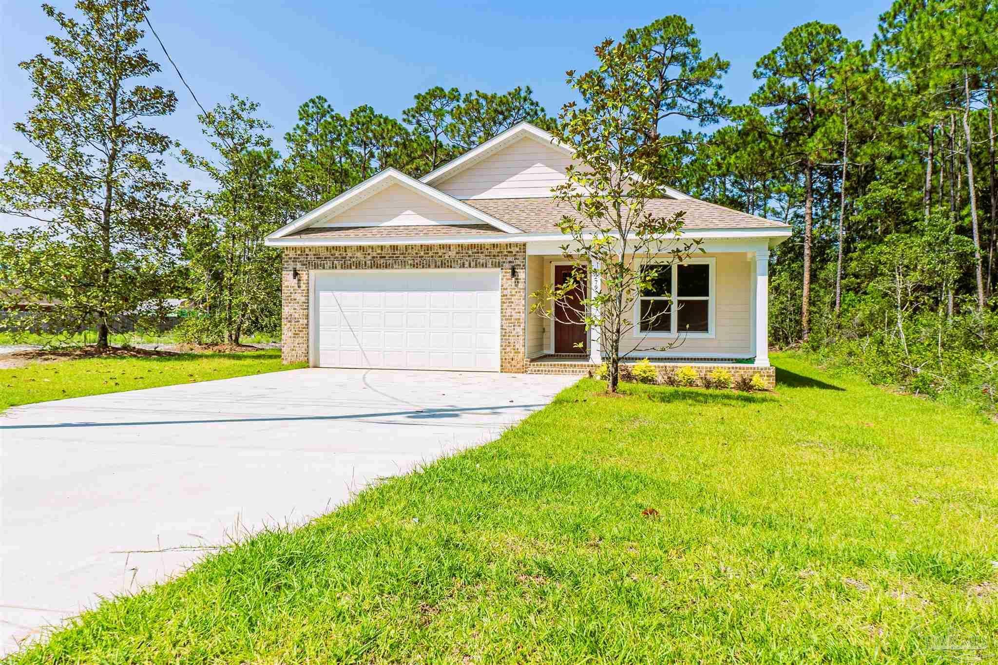 Property Photo: 2279 Dog Track Rd FL 32534