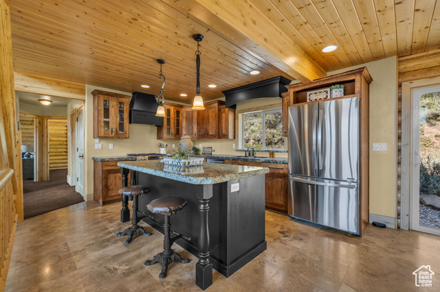 Property Photo: 5404 Mountain Vw UT 84036