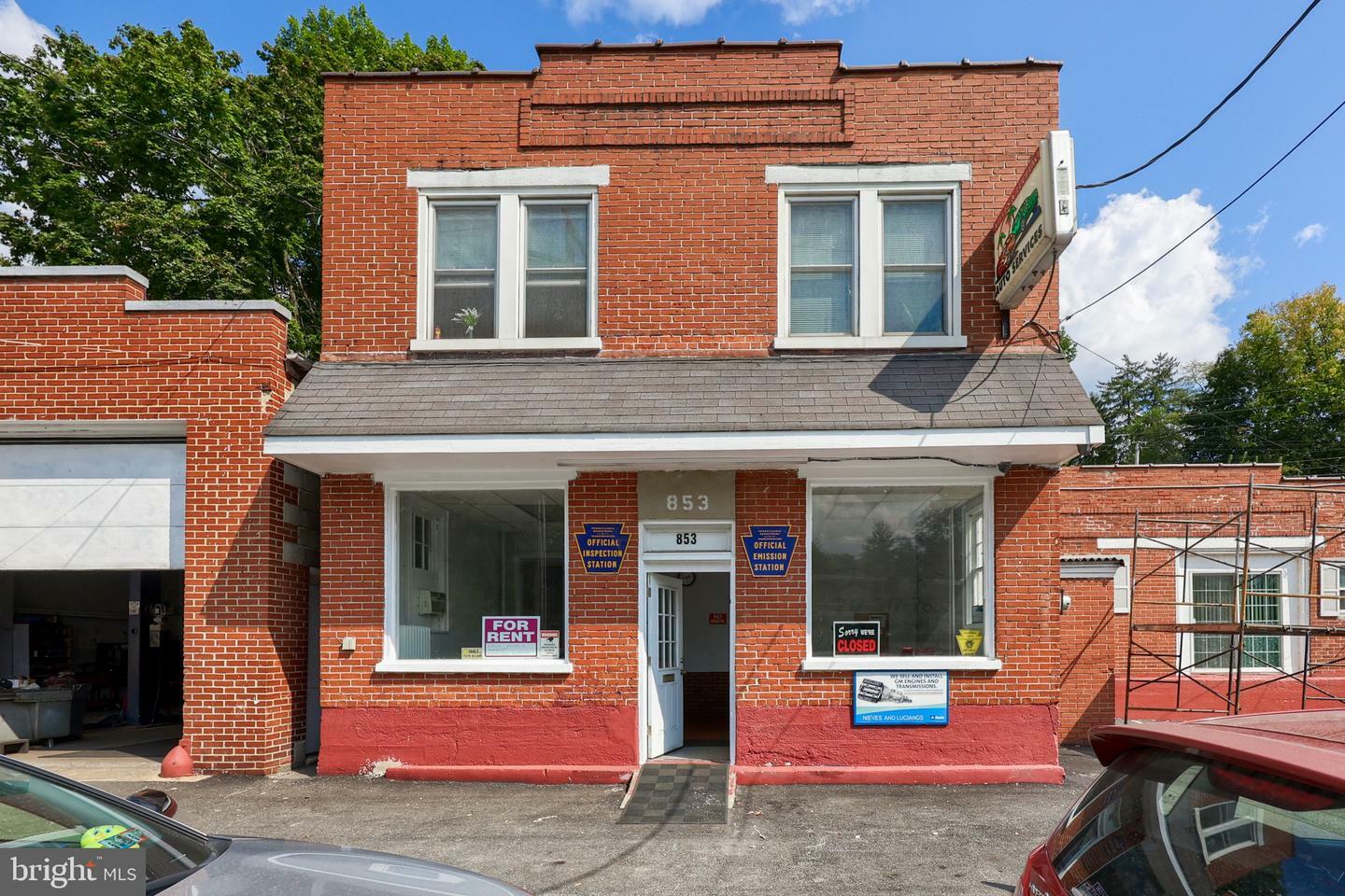 Property Photo:  857 S Prince Street  PA 17603 