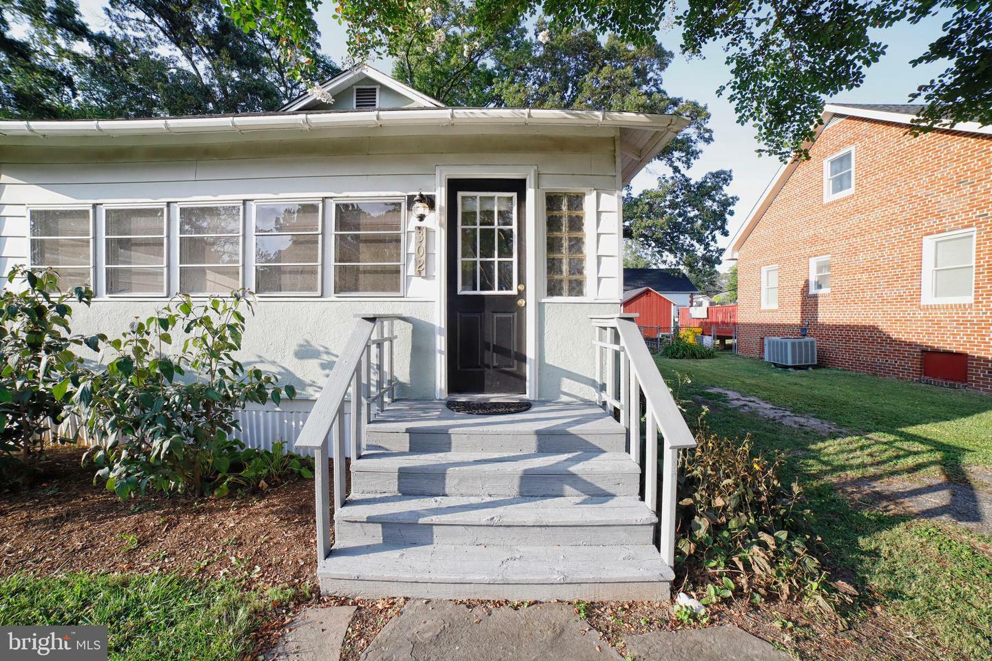 Property Photo:  302 Linden Avenue  MD 21037 