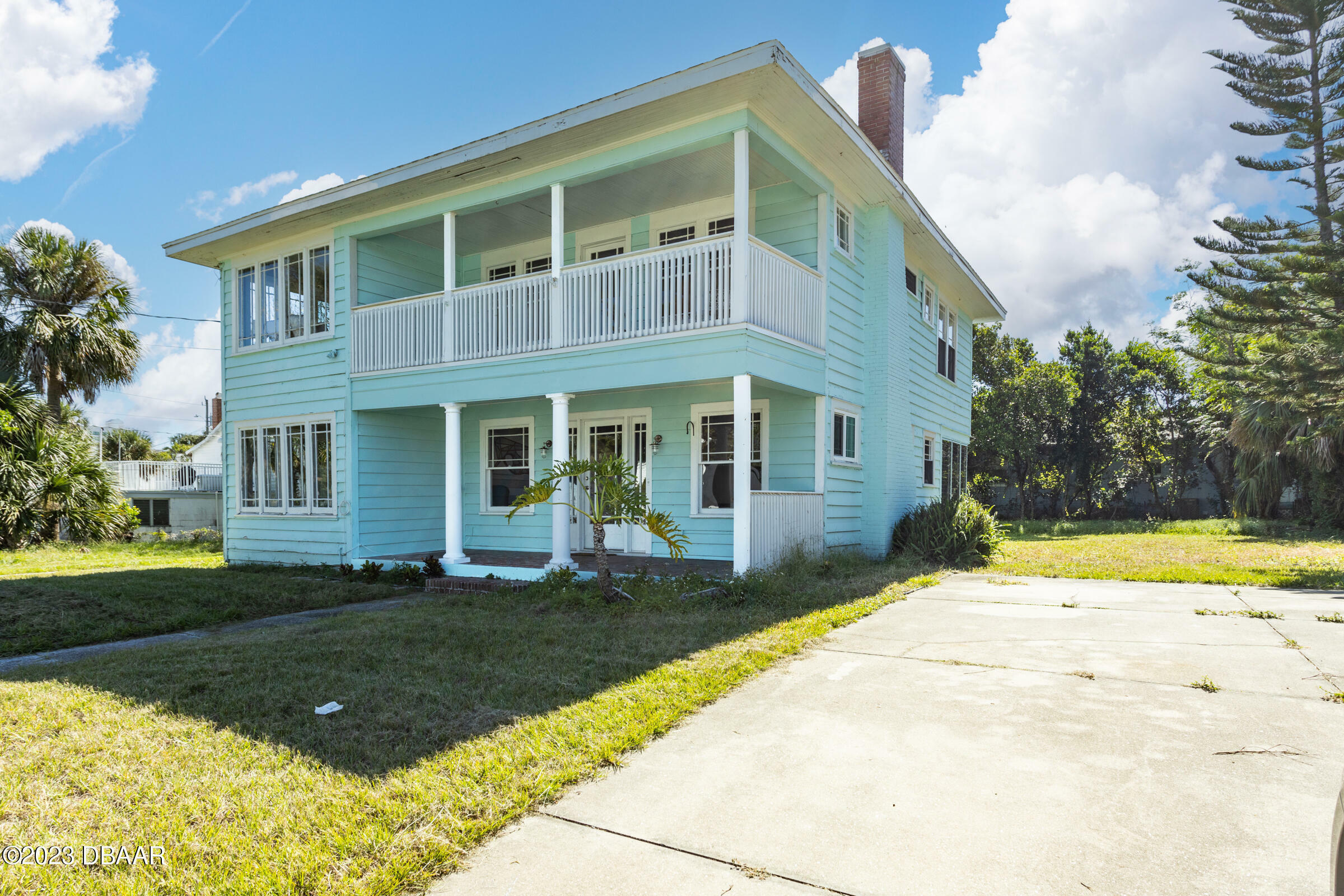 Property Photo:  408 Ora Street  FL 32118 