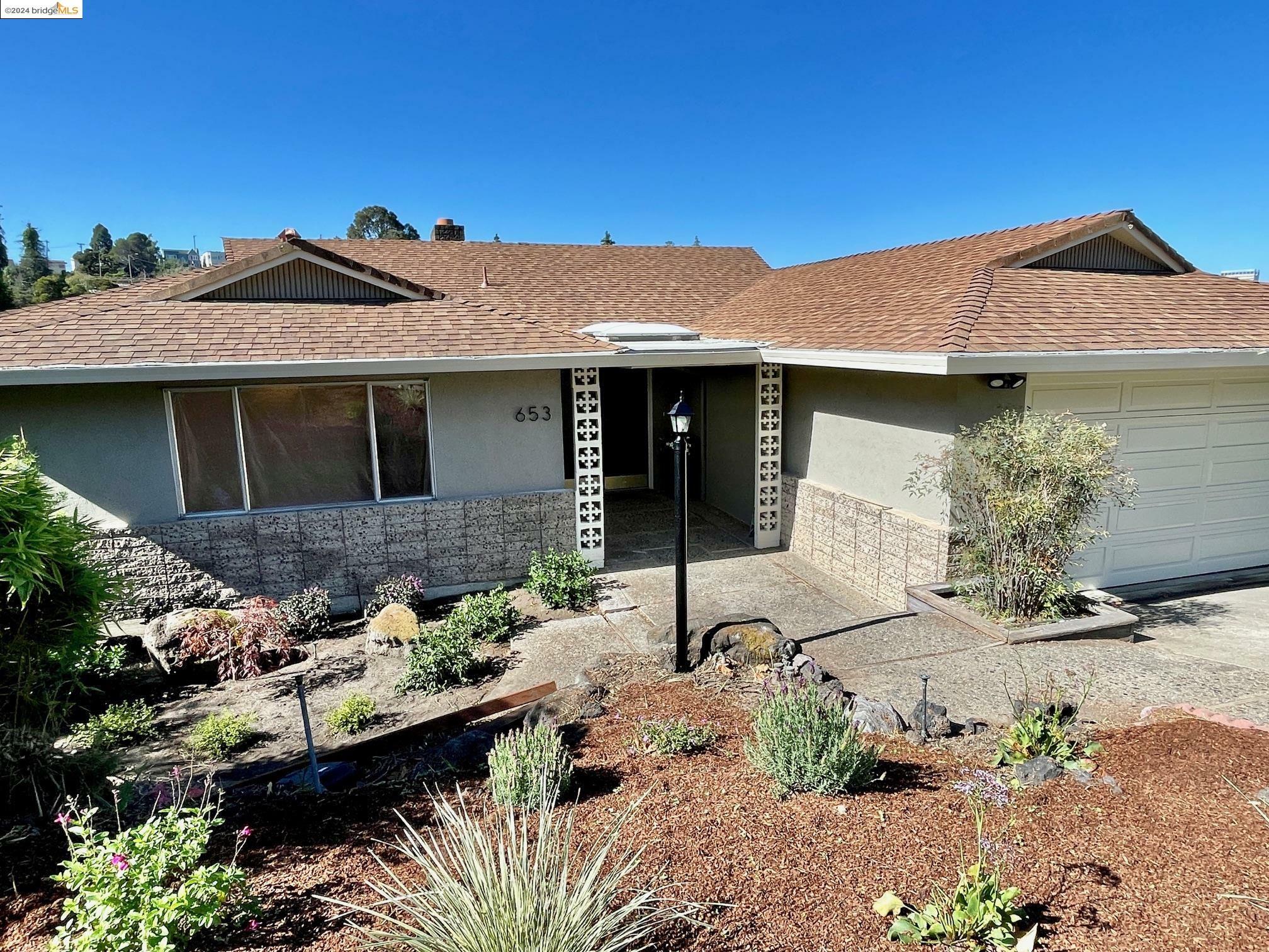 Property Photo:  653 Longridge Rd  CA 94610 