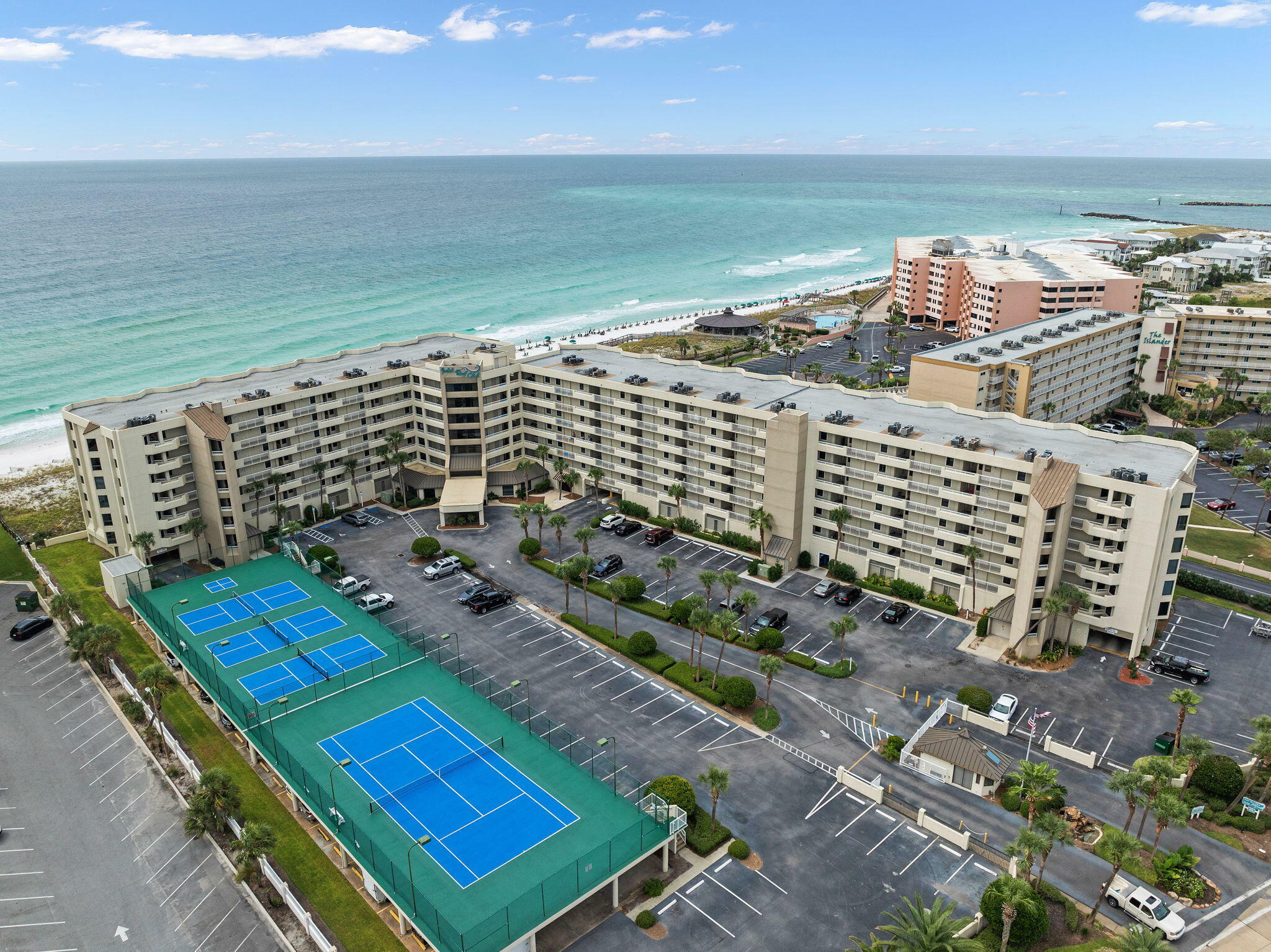 Property Photo:  506 Gulf Shore Drive Unit 411  FL 32541 