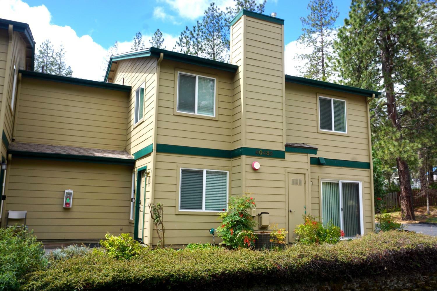 Property Photo:  40483 Road 222 101  CA 93604 