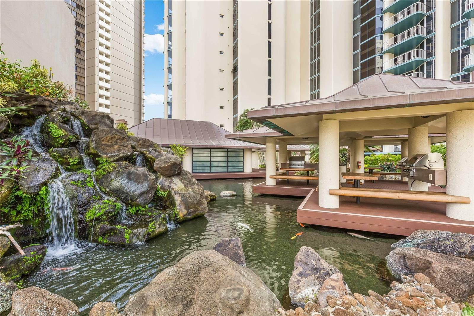 Property Photo:  1212 Nuuanu Avenue 1706  HI 96817 