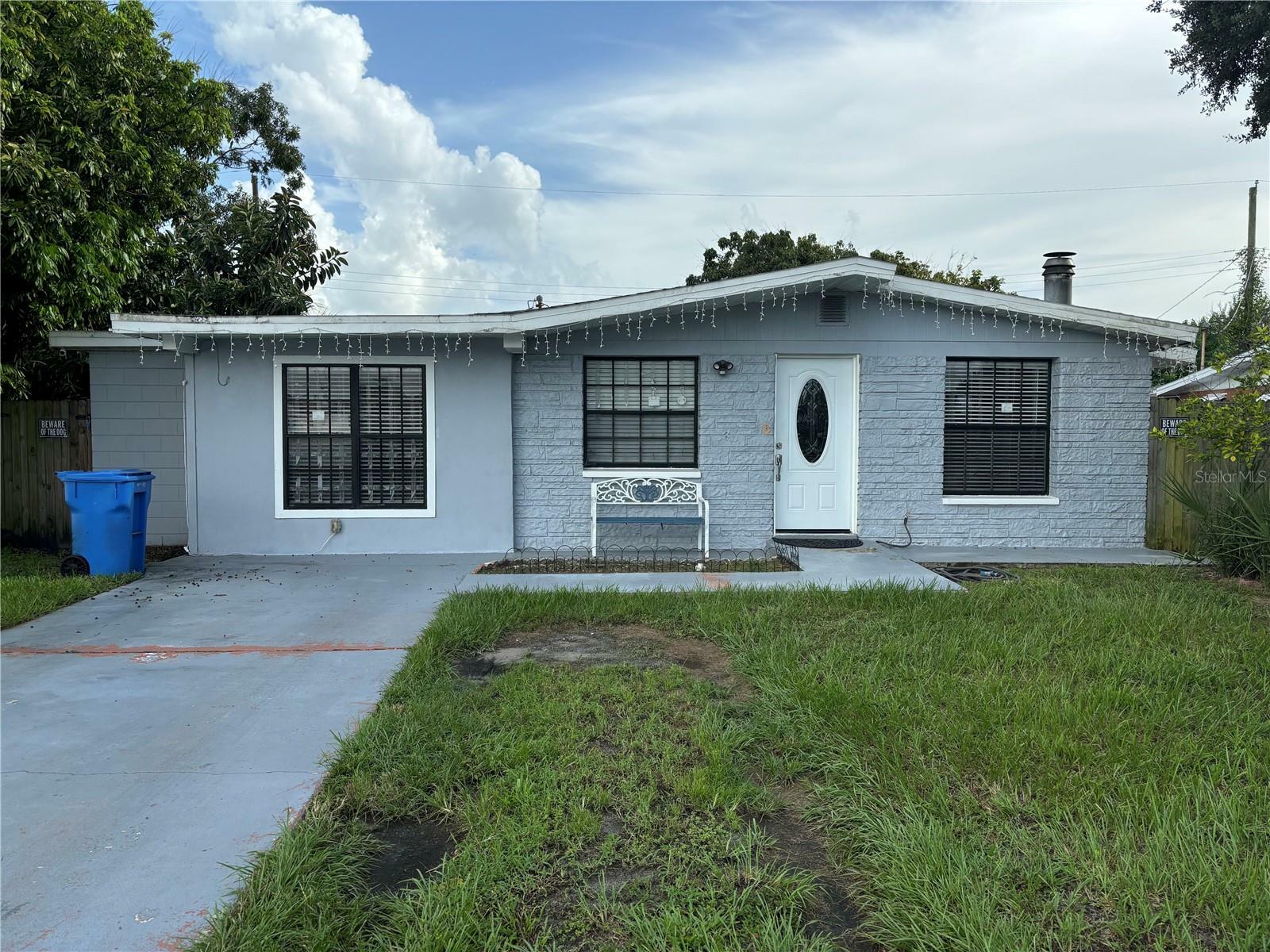 Property Photo:  6512 W Comanche Avenue  FL 33634 