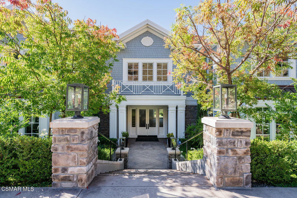 Property Photo: 2385 Calbourne Court CA 91361