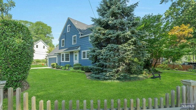 Property Photo:  2 Marquette Road  NJ 07043 