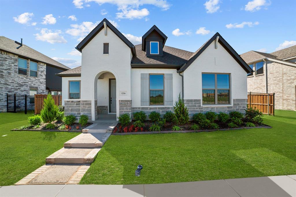 Property Photo:  1216 Carnation Drive  TX 76036 
