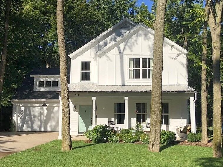 Property Photo:  517 N Walnut Avenue  AR 72701 