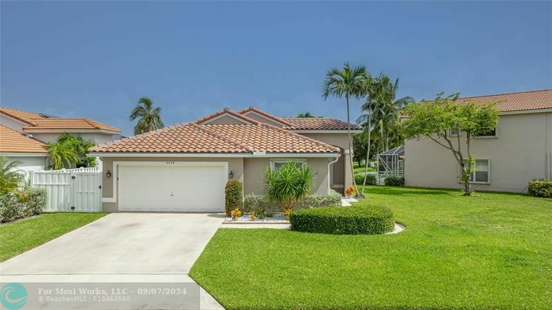 6239 Grand Cypress Cir  Lake Worth FL 33463 photo