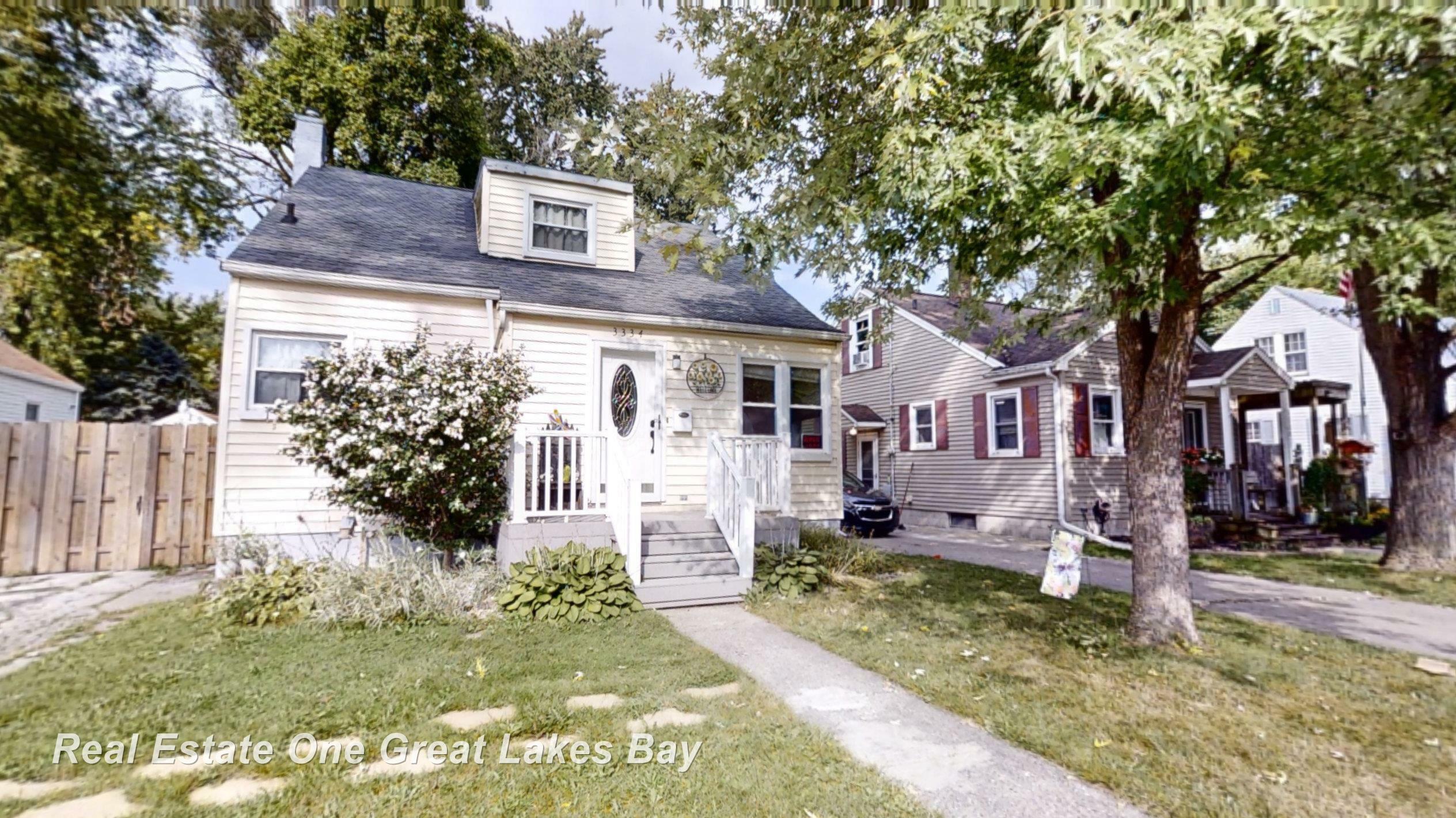 Property Photo:  3334 Binscarth Avenue  MI 48602 