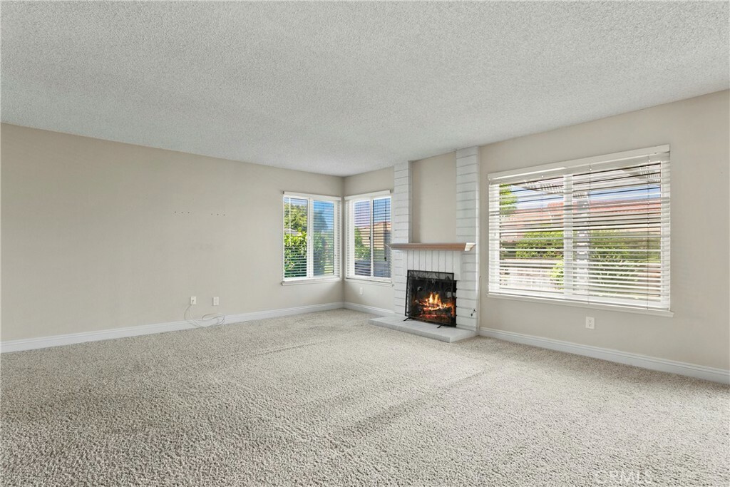Property Photo: 3453 Paseo Flamenco CA 92672