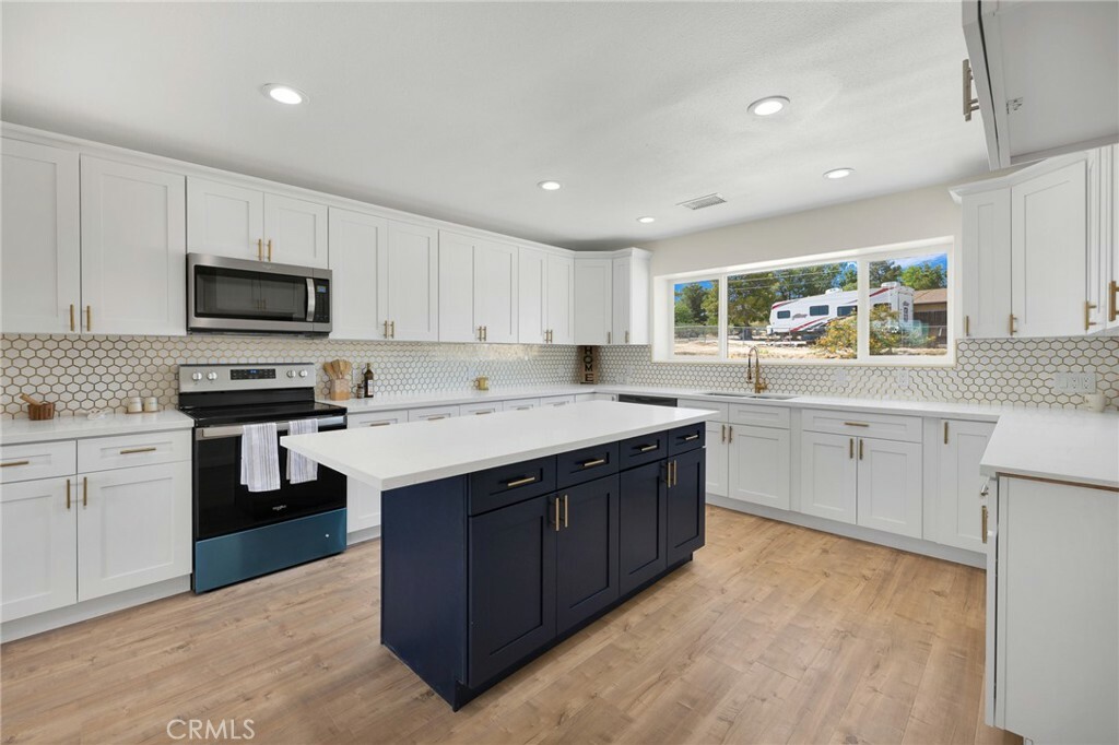 Property Photo: 18645 Symeron Road CA 92307