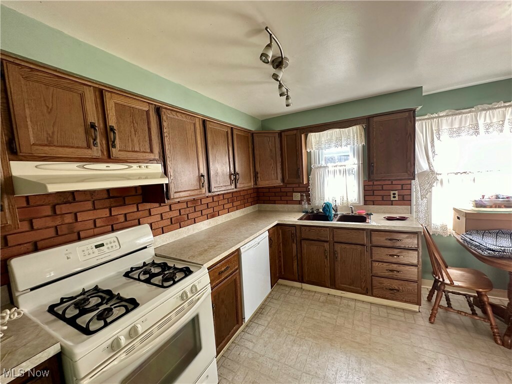 Property Photo:  2495 Chaney Circle  OH 44509 