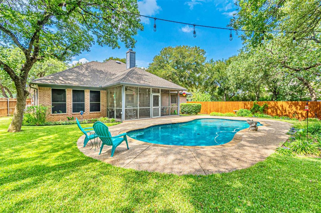 Property Photo:  6905 Hunter Cove Drive  TX 76001 