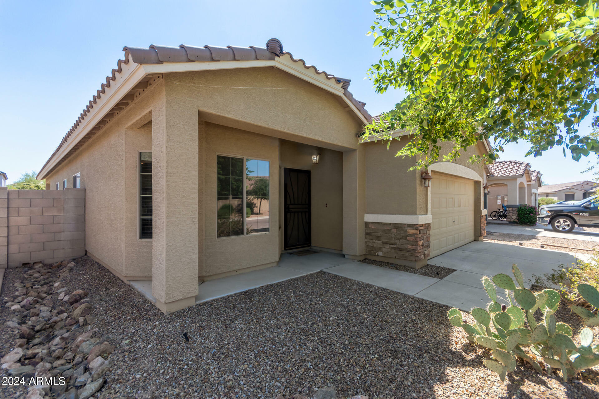 Property Photo:  36029 N Mirandesa Drive  AZ 85143 