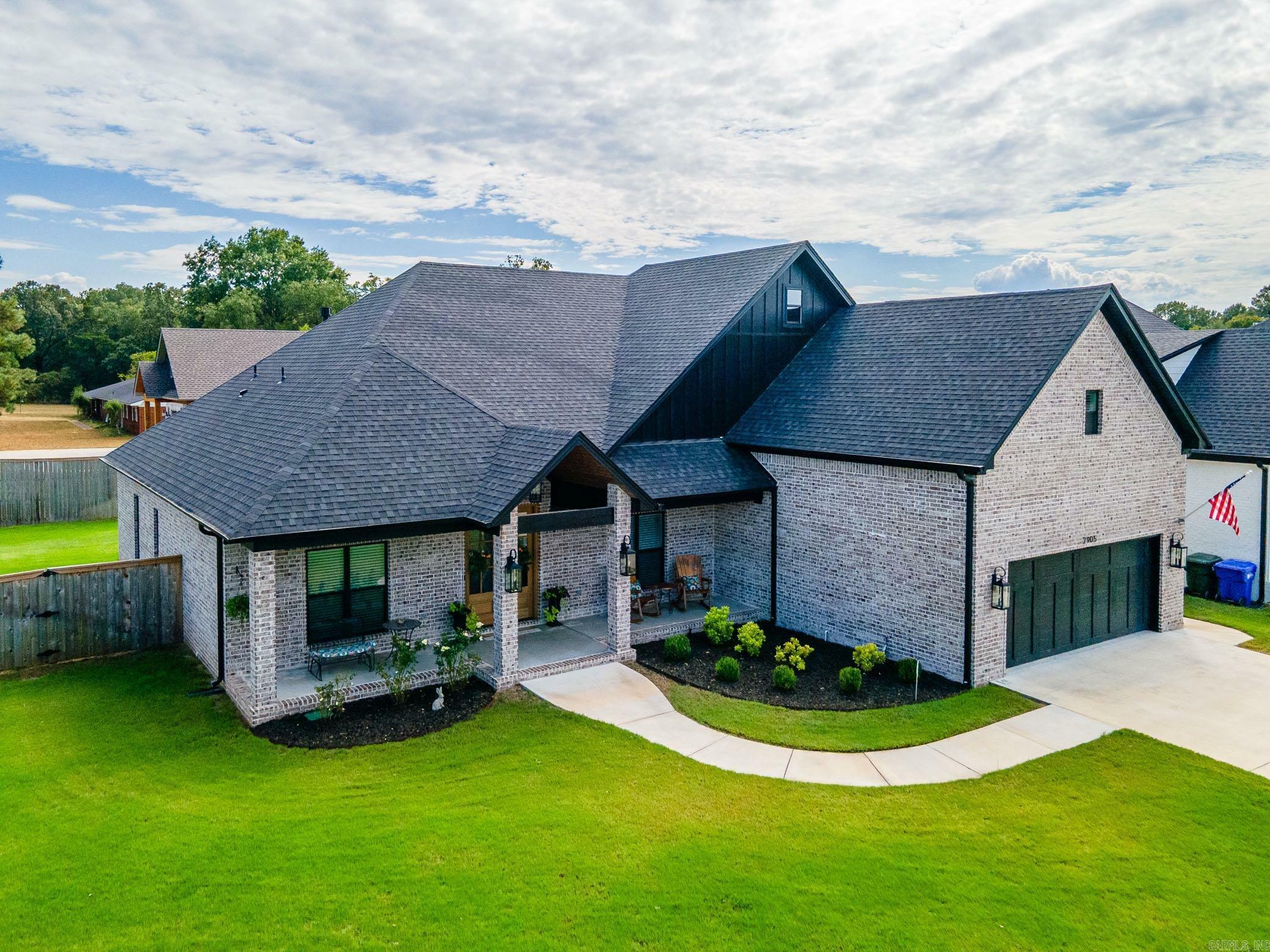 Property Photo:  2905 Salem Oaks Drive  AR 72034 