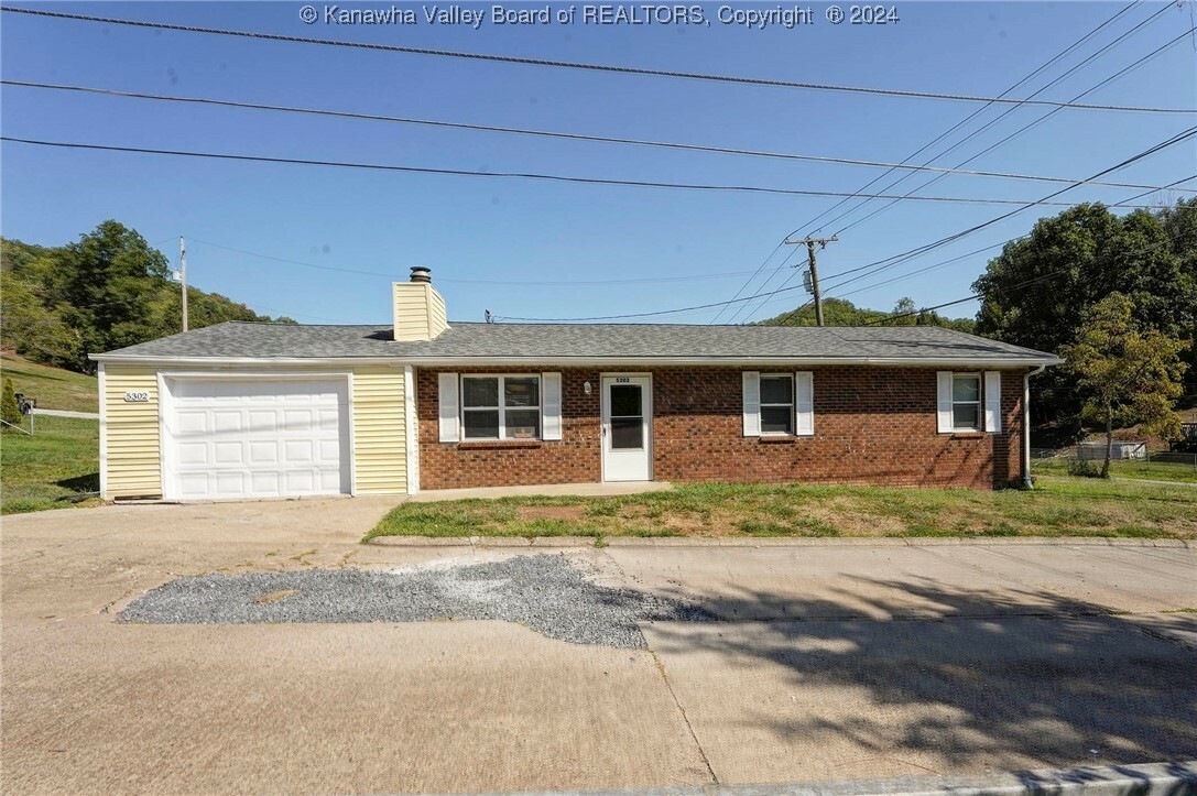 Property Photo:  5302 Katie Lane  WV 25313 