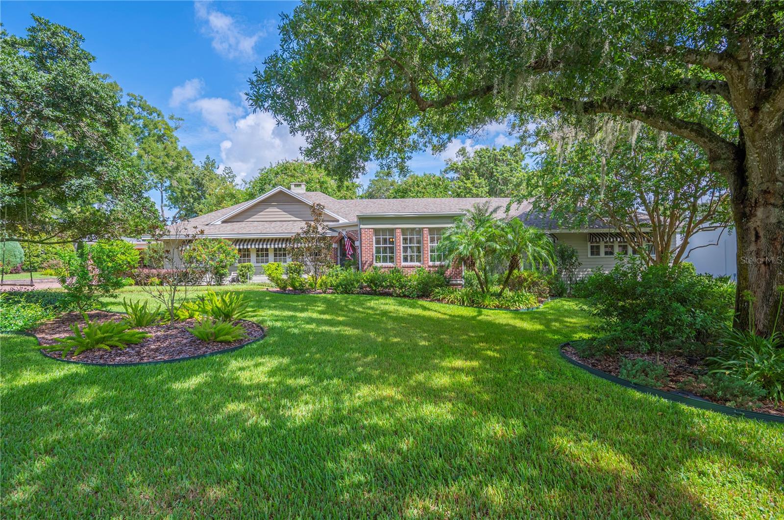 Property Photo: 404 Palmola Street FL 33803