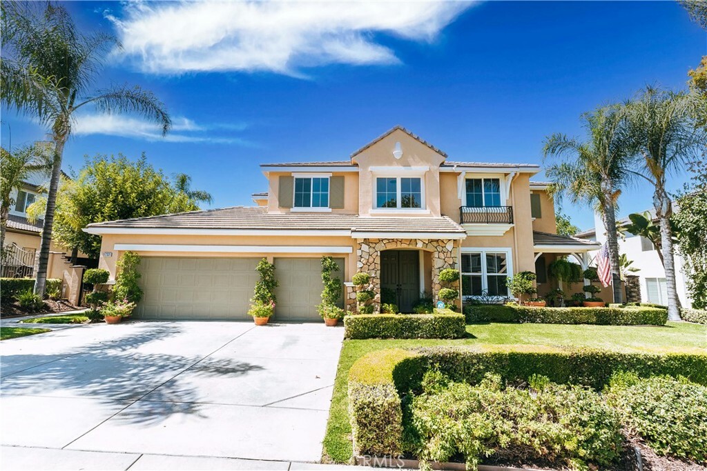 Property Photo:  17331 Cross Creek Lane  CA 92503 