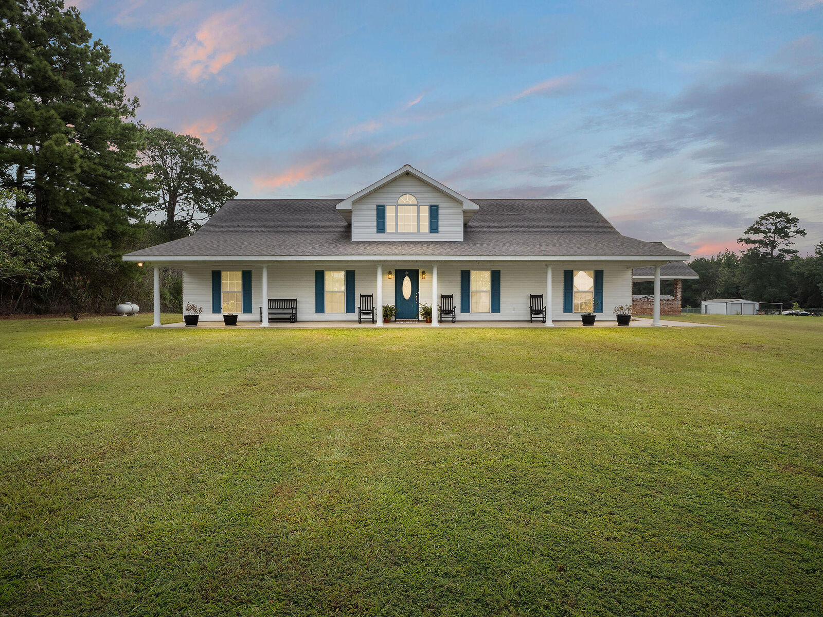 Home for sale in Anacoco 5103 Main St, Anacoco, LA 71403