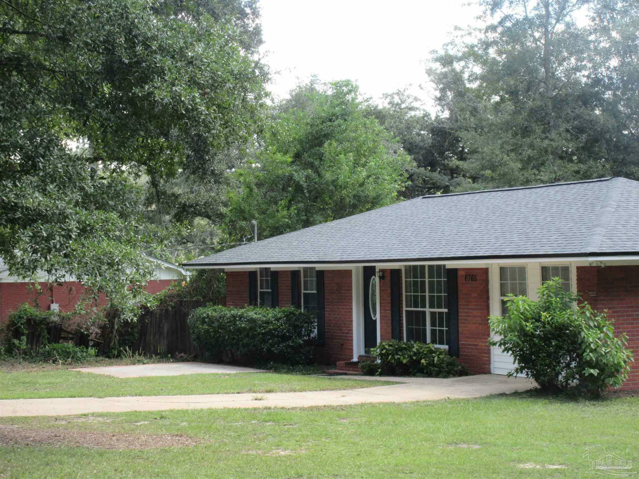 Property Photo:  6765 Contentment St  FL 32570 