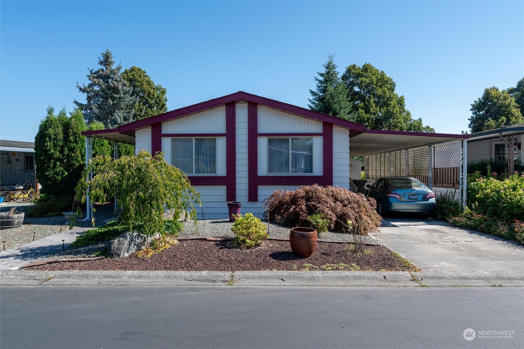 Property Photo:  2725 E Fir St 125  WA 98273 