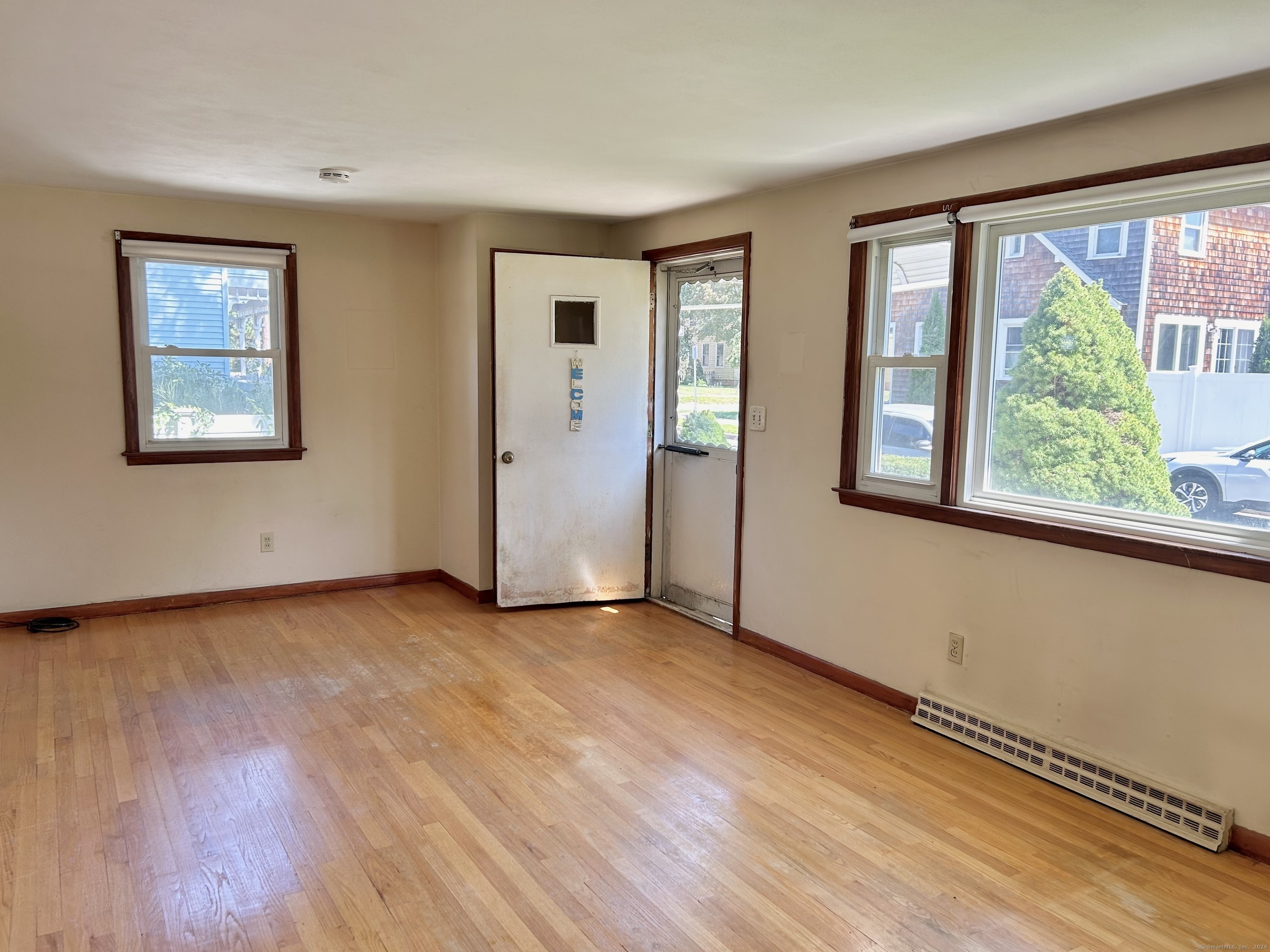 Property Photo:  72 Gordon Street  CT 06517 