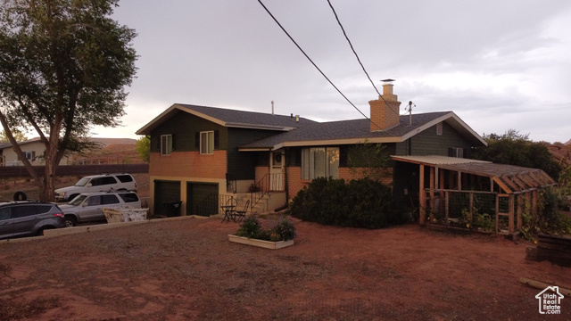 Property Photo:  768 N 2500 E  UT 84066 