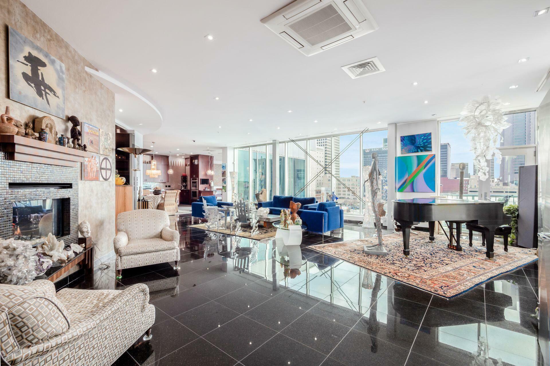 Property Photo: 60 E Spring Street OH 43215