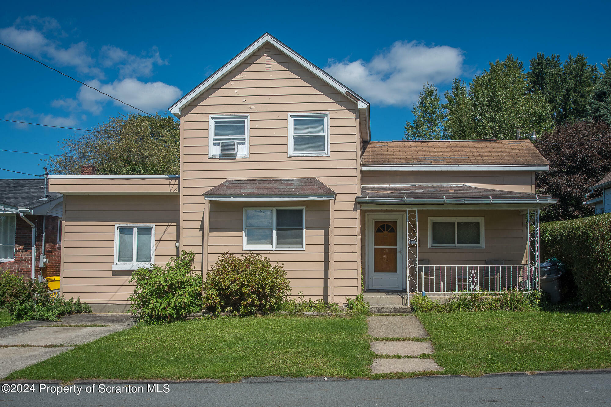 Property Photo:  1119 E State Street  PA 18403 