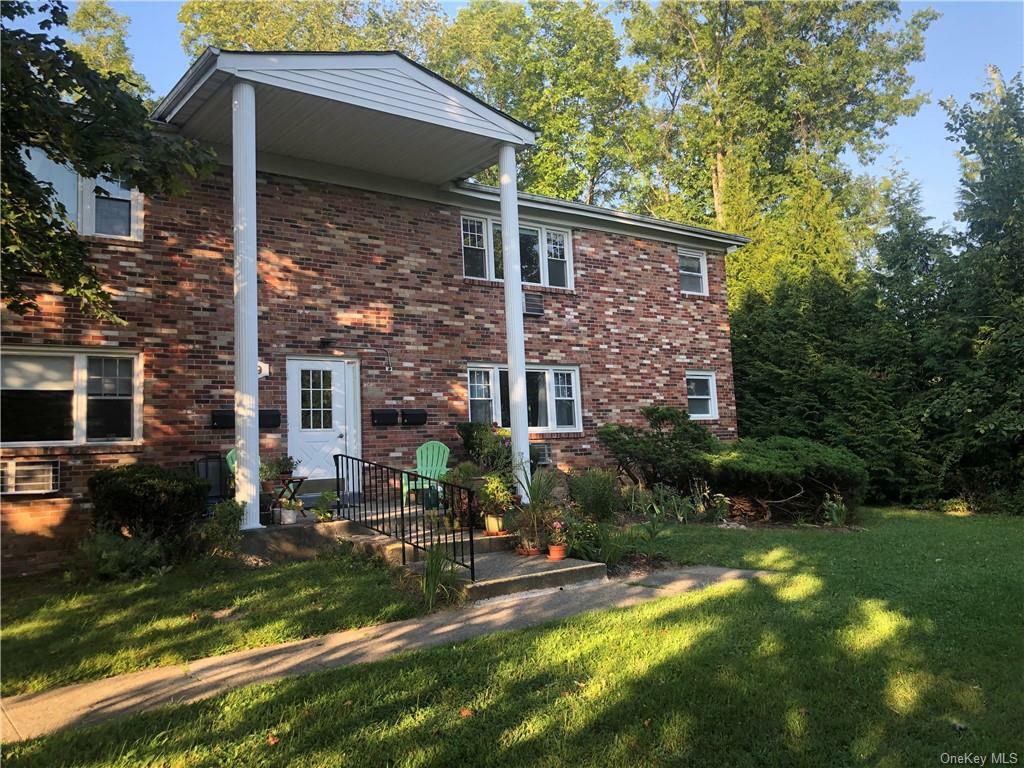 136 N Chestnut Street 19D  New Paltz NY 12561 photo
