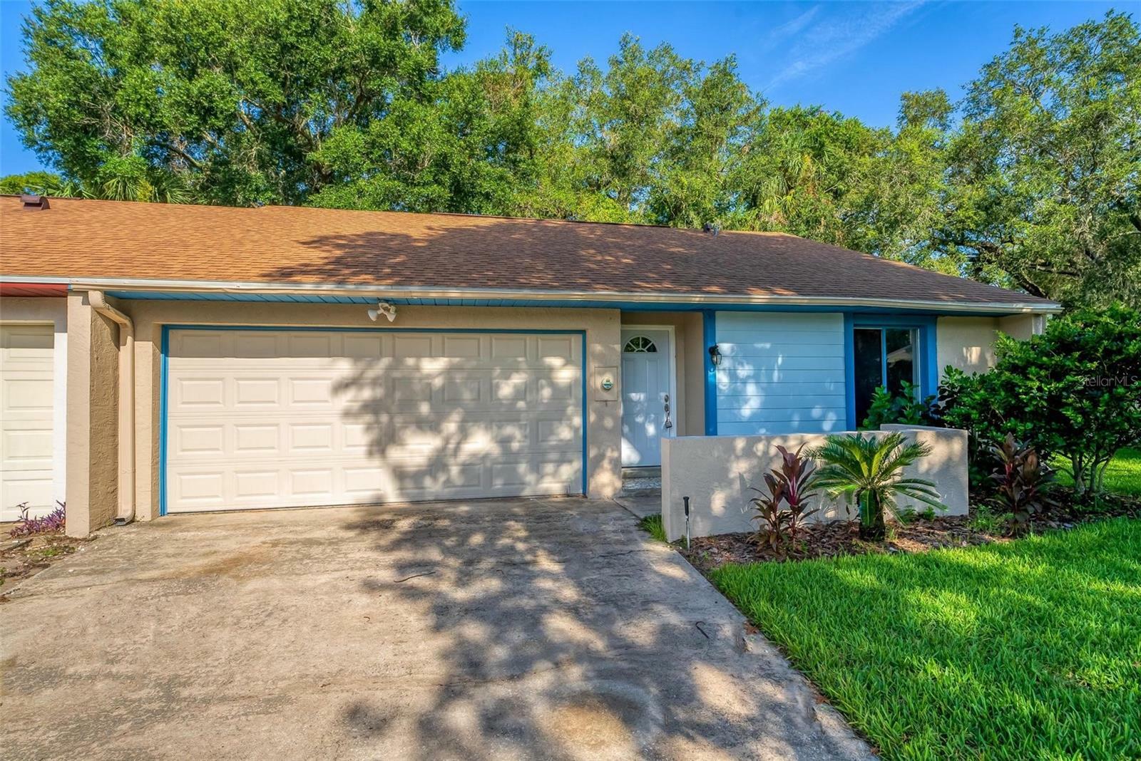 Property Photo:  108 Clear Lake Circle  FL 32773 