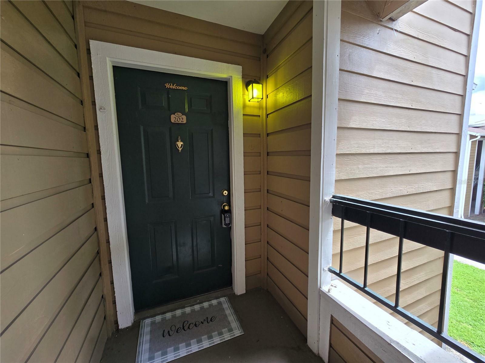 Property Photo:  4401 Thornbriar Lane 202  FL 32822 