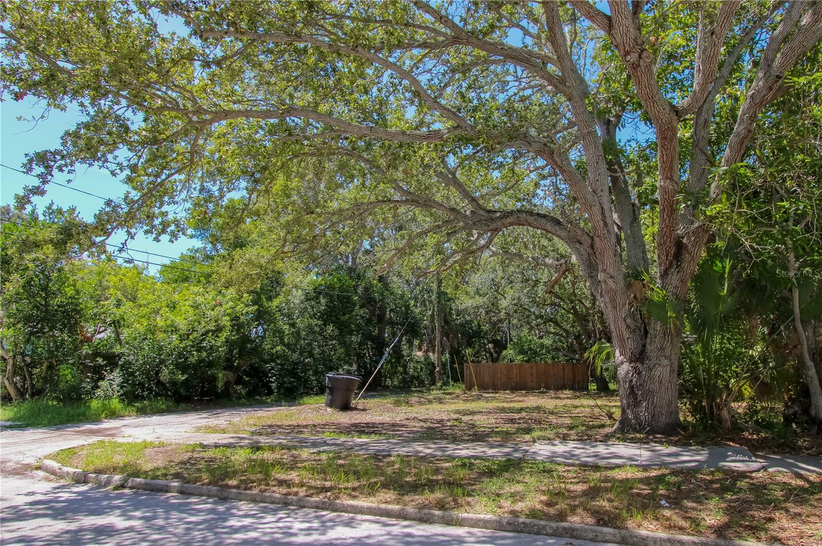 Property Photo:  2715 5th Street S  FL 33705 