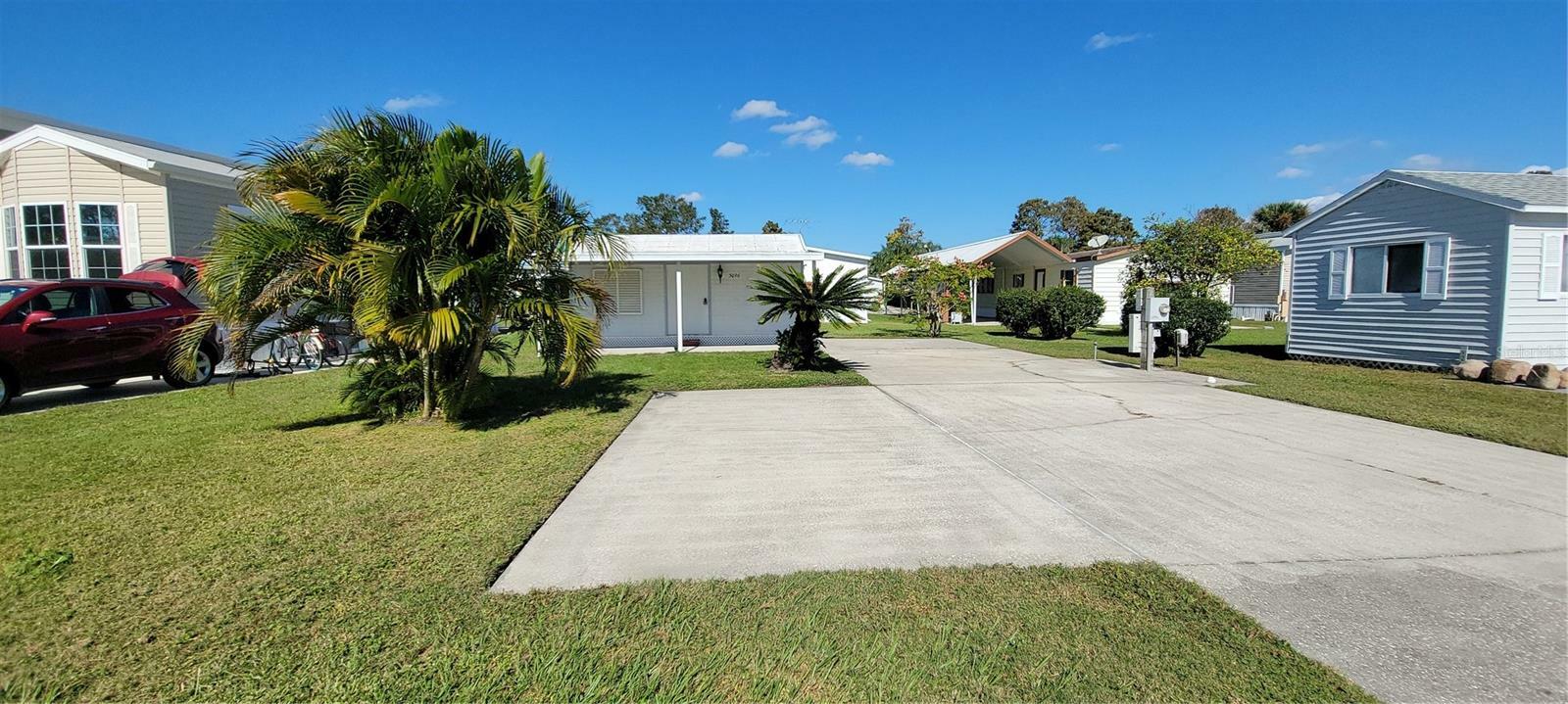 Property Photo:  5096 Southshore Drive  FL 33868 