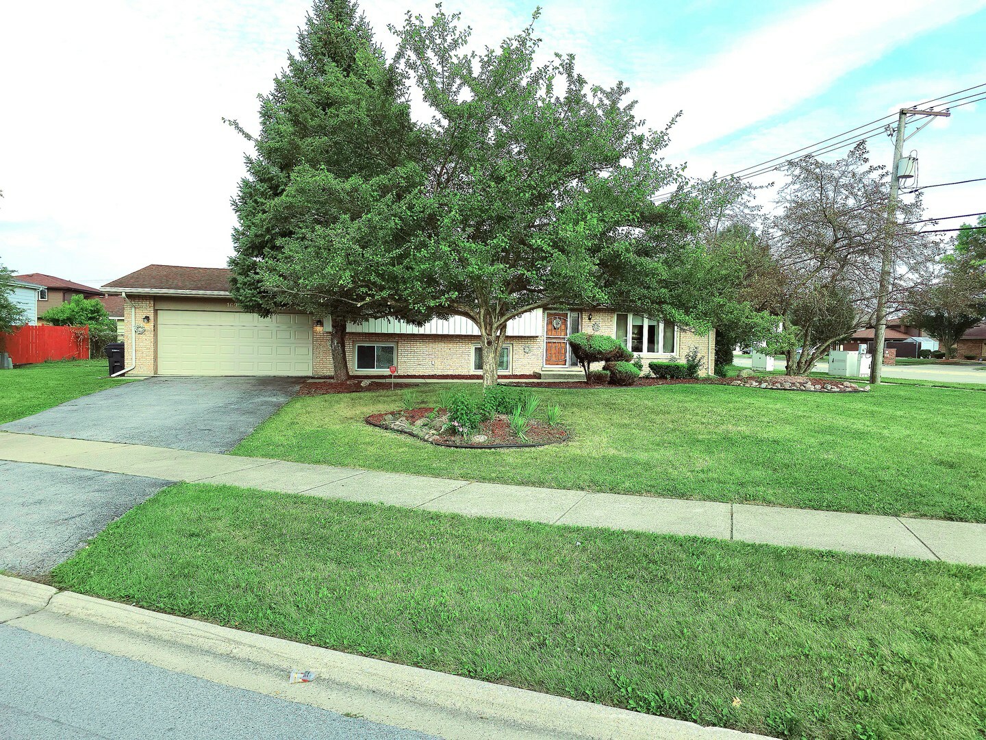 Property Photo:  16941 Merrill Avenue  IL 60473 