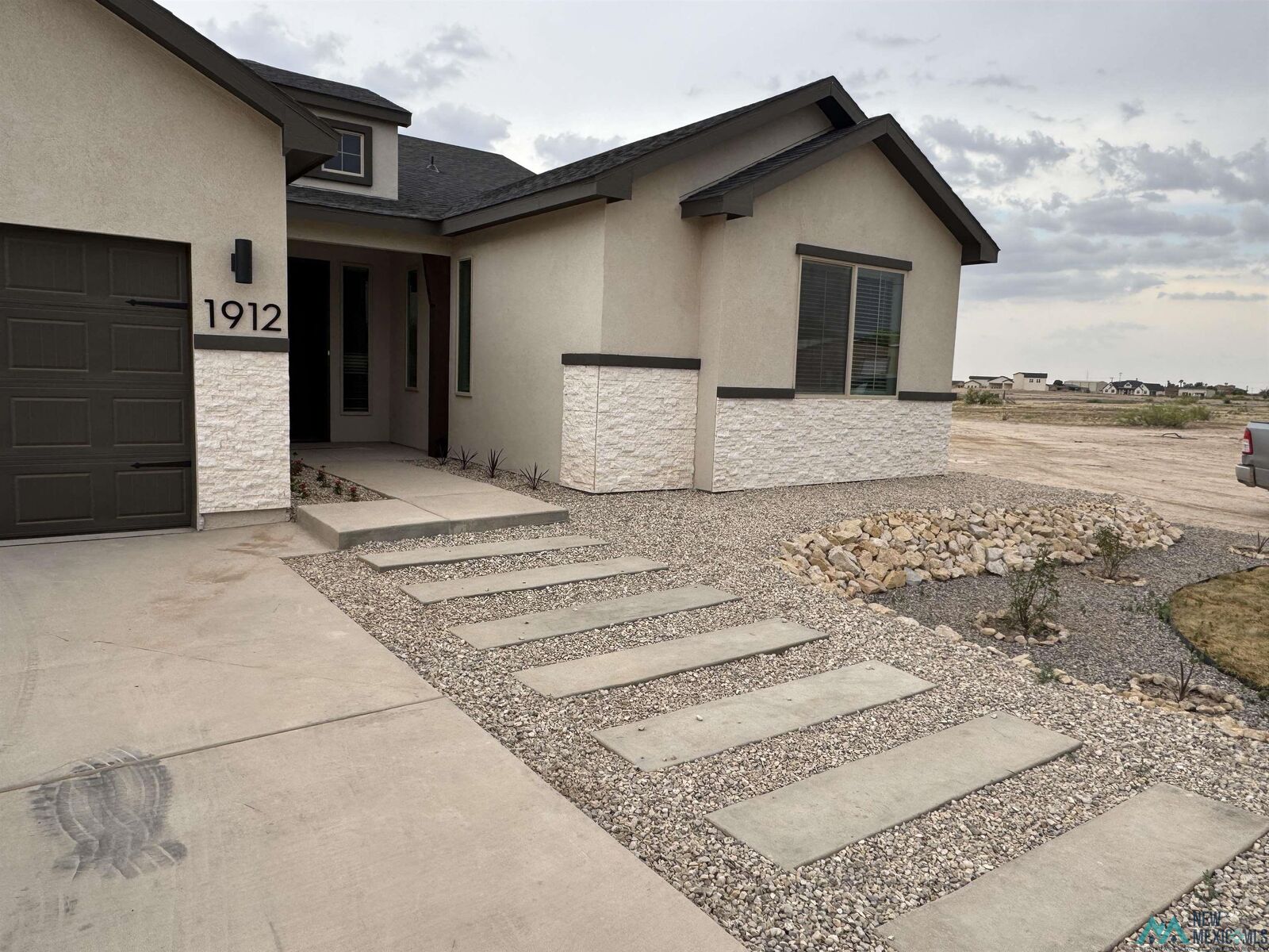 Property Photo:  1912 Savannah Drive  NM 88210 