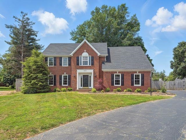 Property Photo: 616 Chippendale Court KY 42103