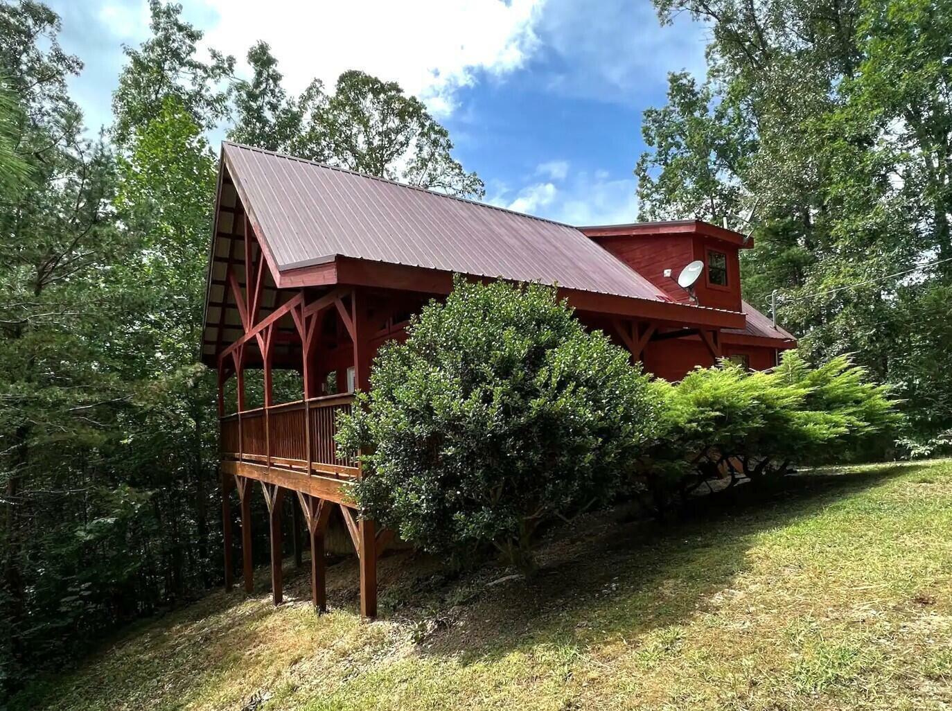 Property Photo:  1926 Bird Hill Rd  TN 37876 