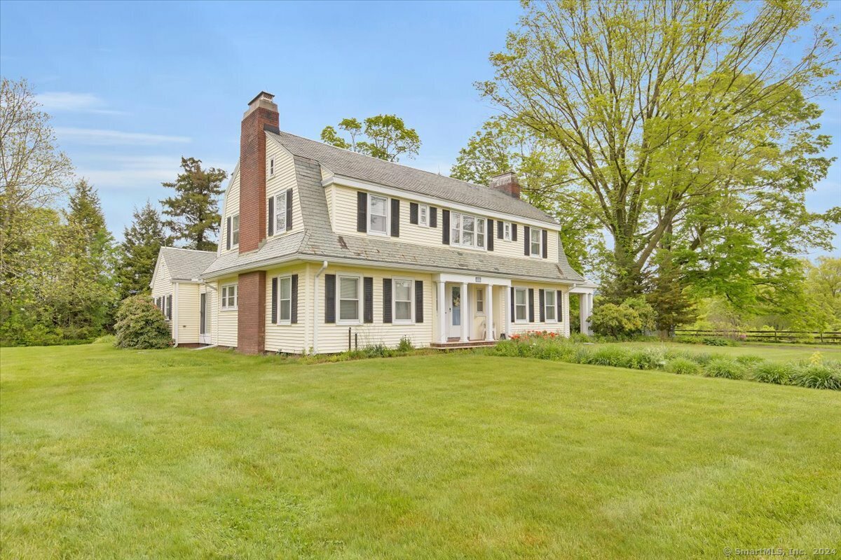 Property Photo:  153 Wallingford Road  CT 06422 