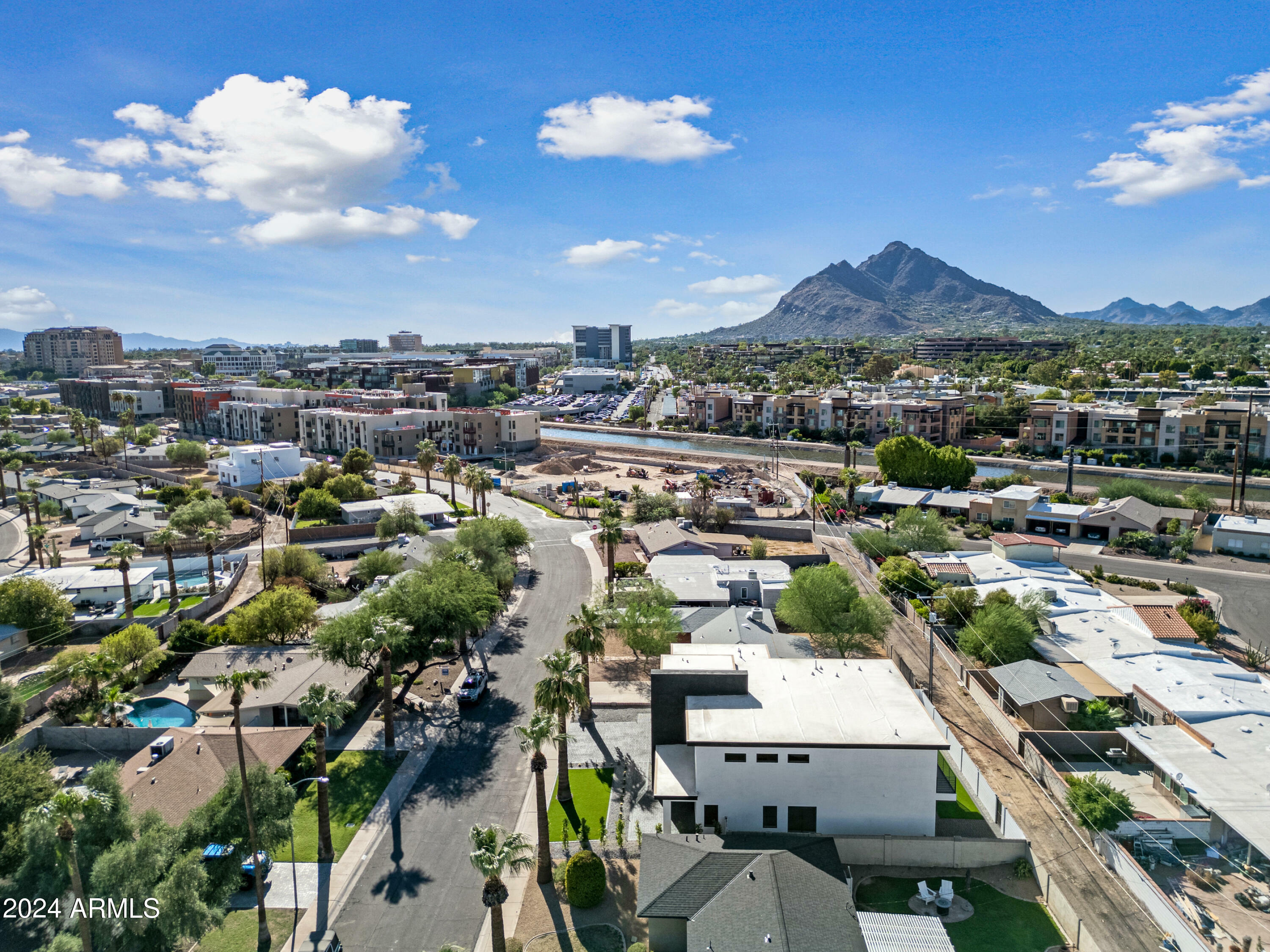 Property Photo:  7520 E Highland Avenue  AZ 85251 