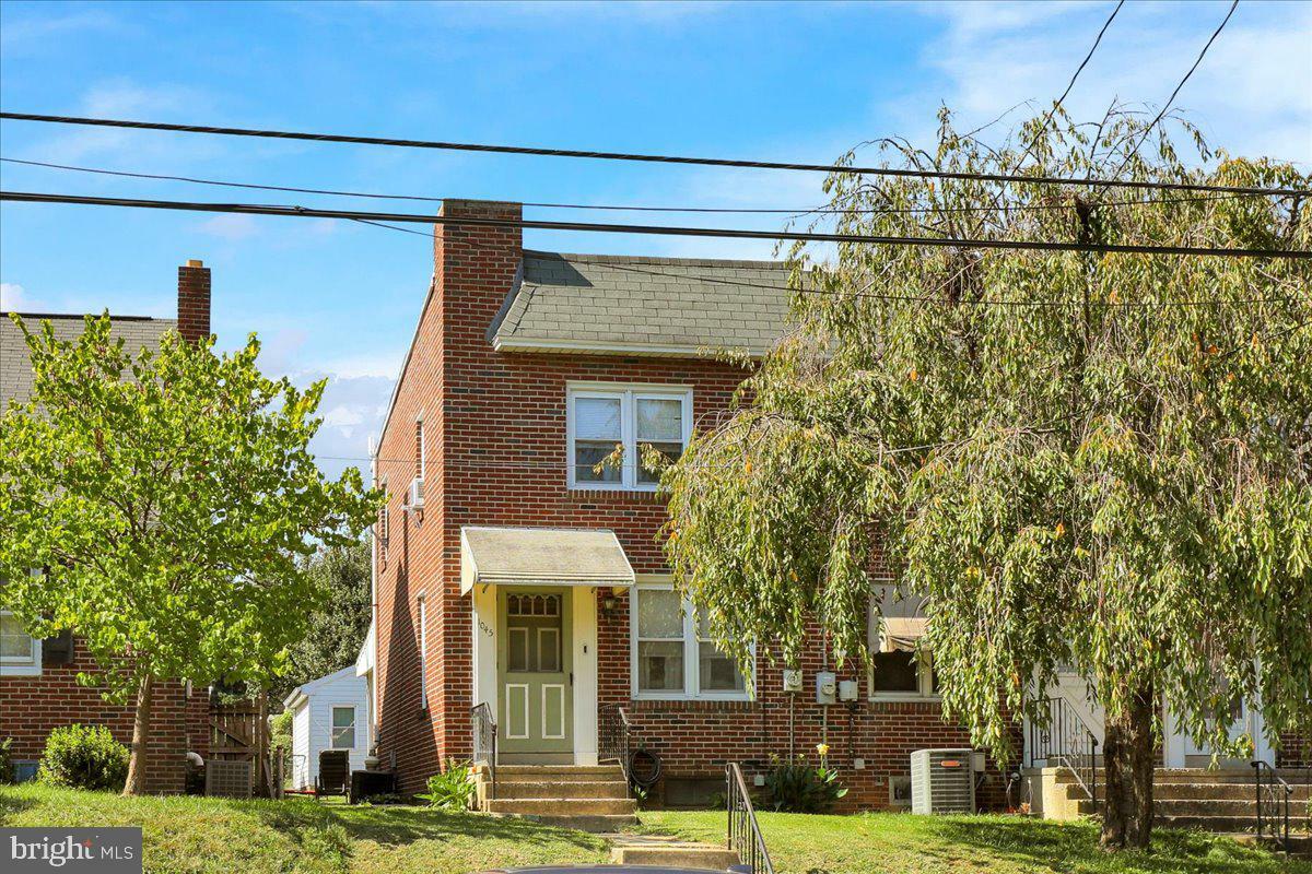 Property Photo:  1045 Saint Joseph Street  PA 17603 