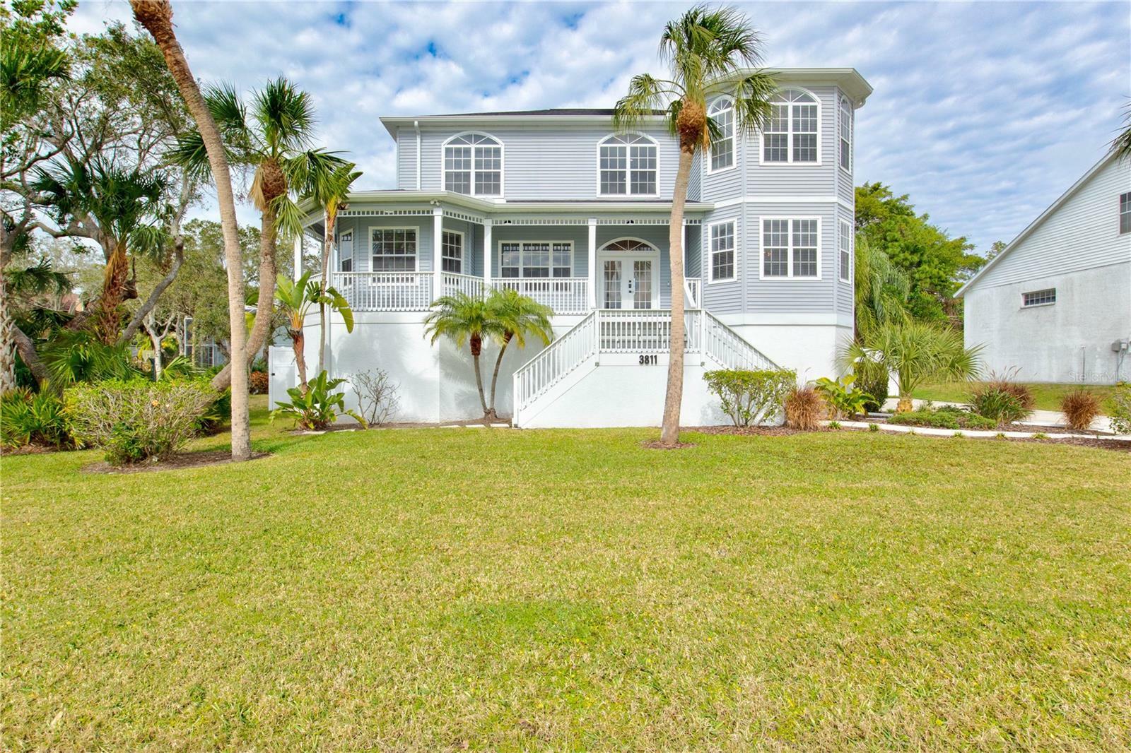 Property Photo:  3811 Bayside Circle  FL 34210 